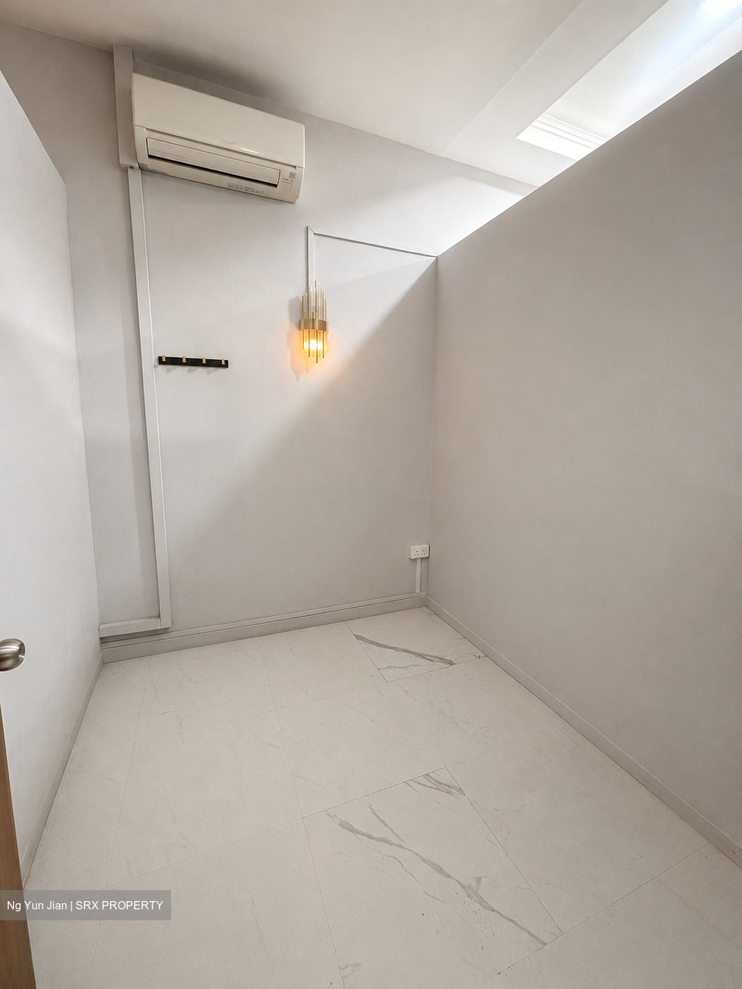 Tanjong Pagar Plaza (D2), Shop House #565158031